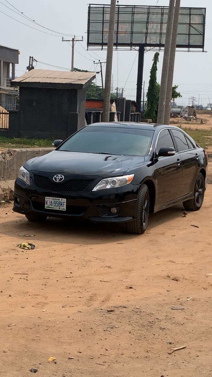 Toyota Camry 2010