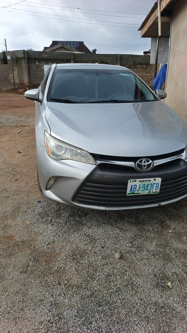 Toyota Camry 2016