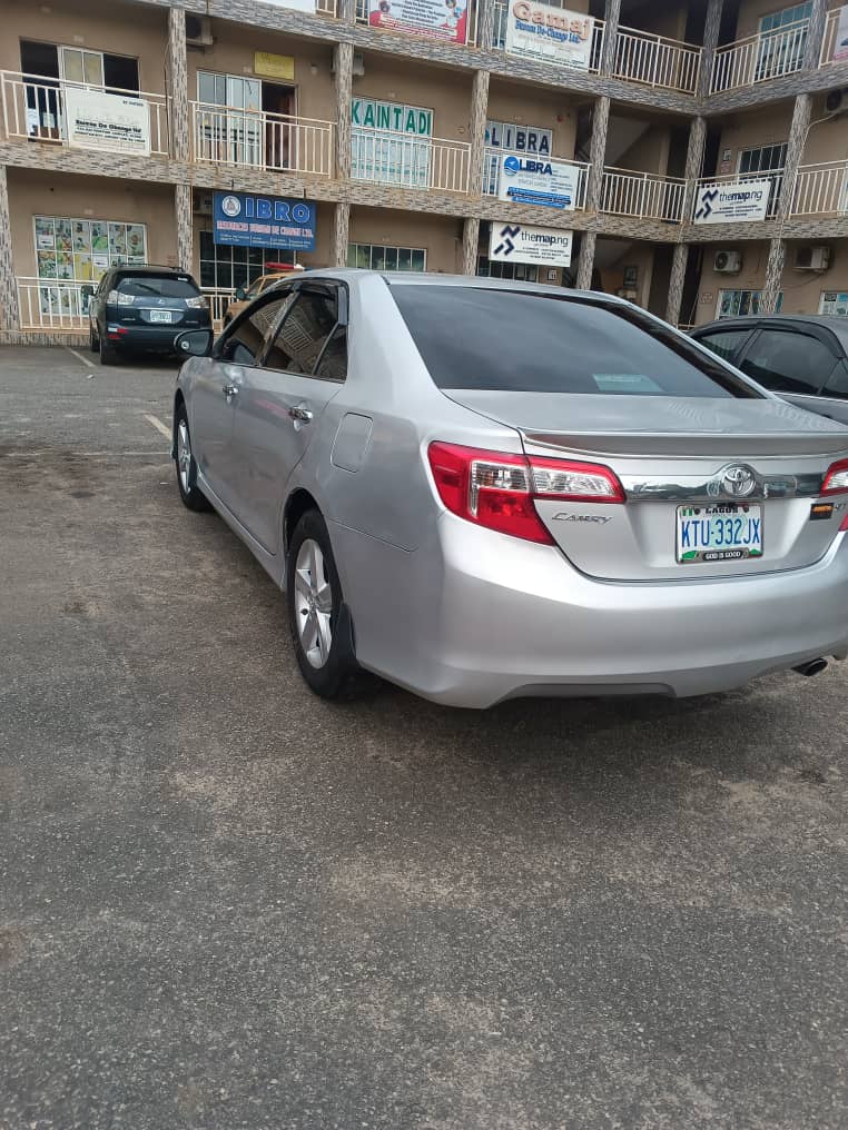 Toyota Camry 2014