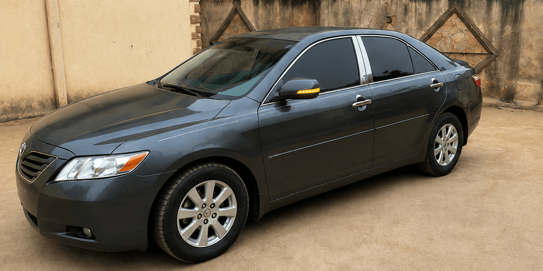 2008 XLE Toyota Camry (driver included)