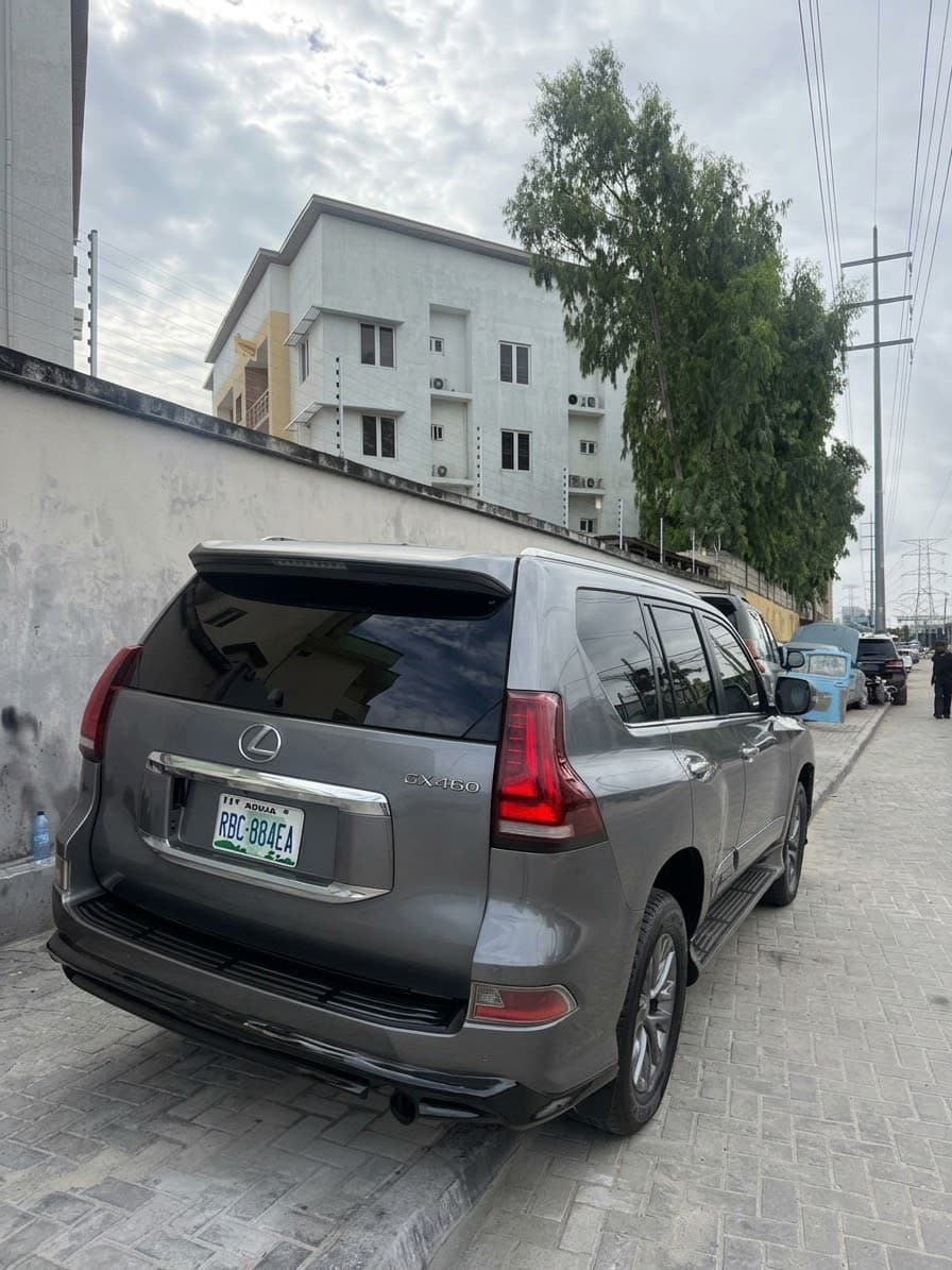Lexus Gx460 (With Driver)