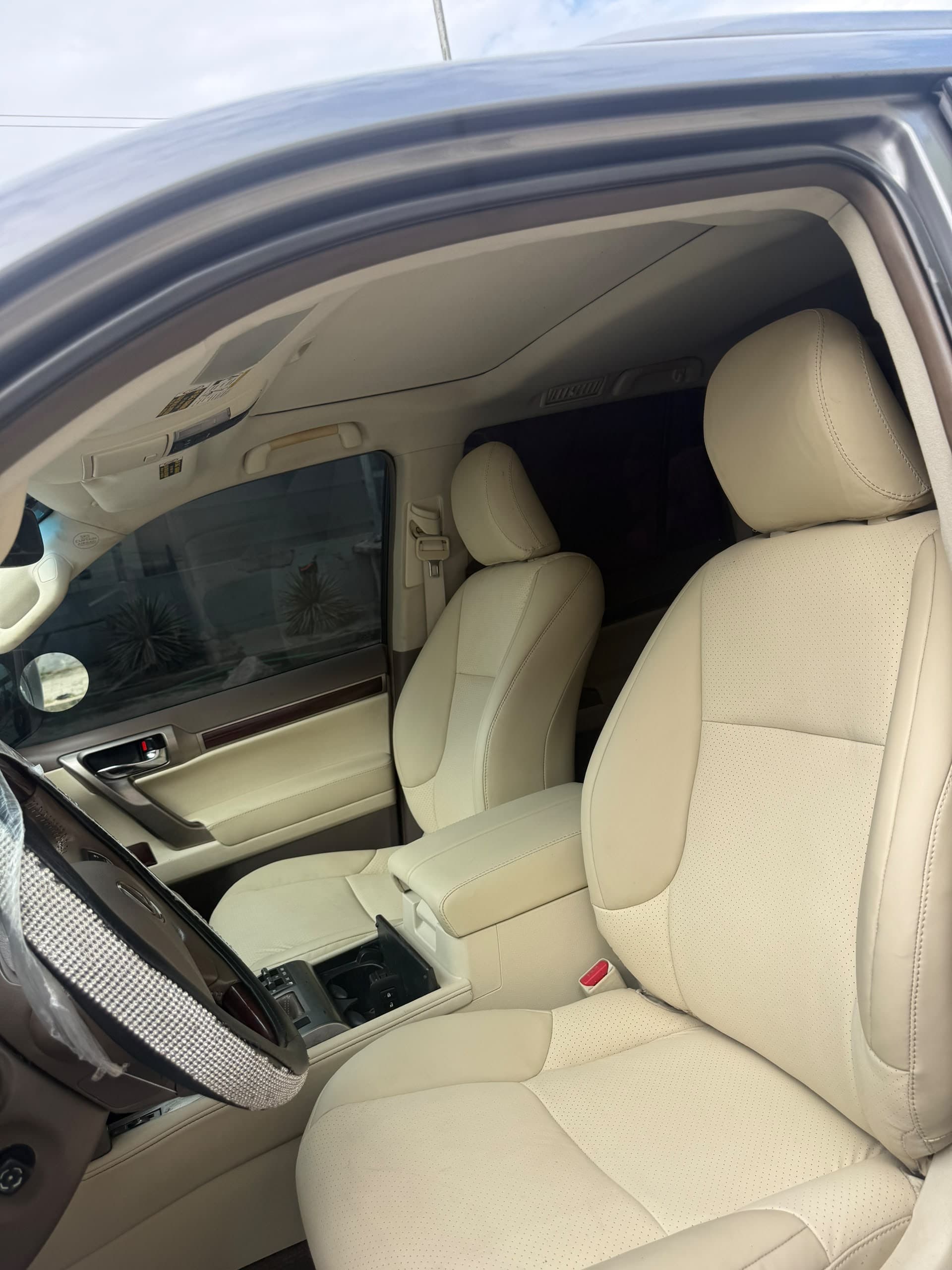 Lexus Gx460 (With Driver)