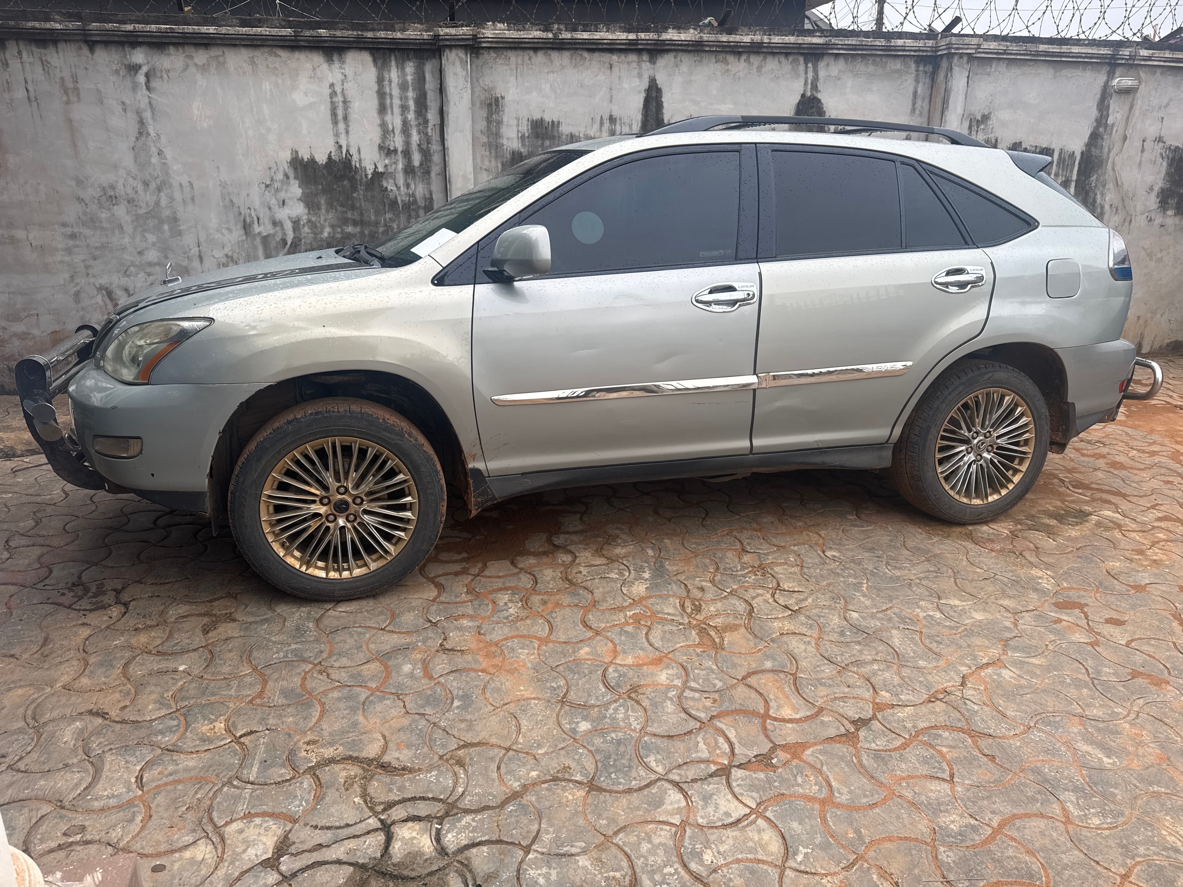 2005 Lexus RX 330